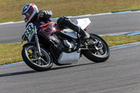 donington-no-limits-trackday;donington-park-photographs;donington-trackday-photographs;no-limits-trackdays;peter-wileman-photography;trackday-digital-images;trackday-photos