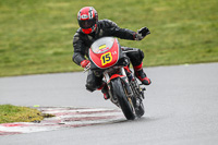 brands-hatch-photographs;brands-no-limits-trackday;cadwell-trackday-photographs;enduro-digital-images;event-digital-images;eventdigitalimages;no-limits-trackdays;peter-wileman-photography;racing-digital-images;trackday-digital-images;trackday-photos