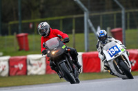 brands-hatch-photographs;brands-no-limits-trackday;cadwell-trackday-photographs;enduro-digital-images;event-digital-images;eventdigitalimages;no-limits-trackdays;peter-wileman-photography;racing-digital-images;trackday-digital-images;trackday-photos