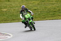 brands-hatch-photographs;brands-no-limits-trackday;cadwell-trackday-photographs;enduro-digital-images;event-digital-images;eventdigitalimages;no-limits-trackdays;peter-wileman-photography;racing-digital-images;trackday-digital-images;trackday-photos