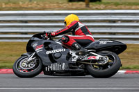 brands-hatch-photographs;brands-no-limits-trackday;cadwell-trackday-photographs;enduro-digital-images;event-digital-images;eventdigitalimages;no-limits-trackdays;peter-wileman-photography;racing-digital-images;trackday-digital-images;trackday-photos