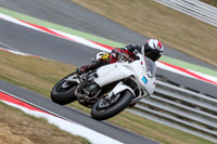 brands-hatch-photographs;brands-no-limits-trackday;cadwell-trackday-photographs;enduro-digital-images;event-digital-images;eventdigitalimages;no-limits-trackdays;peter-wileman-photography;racing-digital-images;trackday-digital-images;trackday-photos