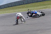 donington-no-limits-trackday;donington-park-photographs;donington-trackday-photographs;no-limits-trackdays;peter-wileman-photography;trackday-digital-images;trackday-photos