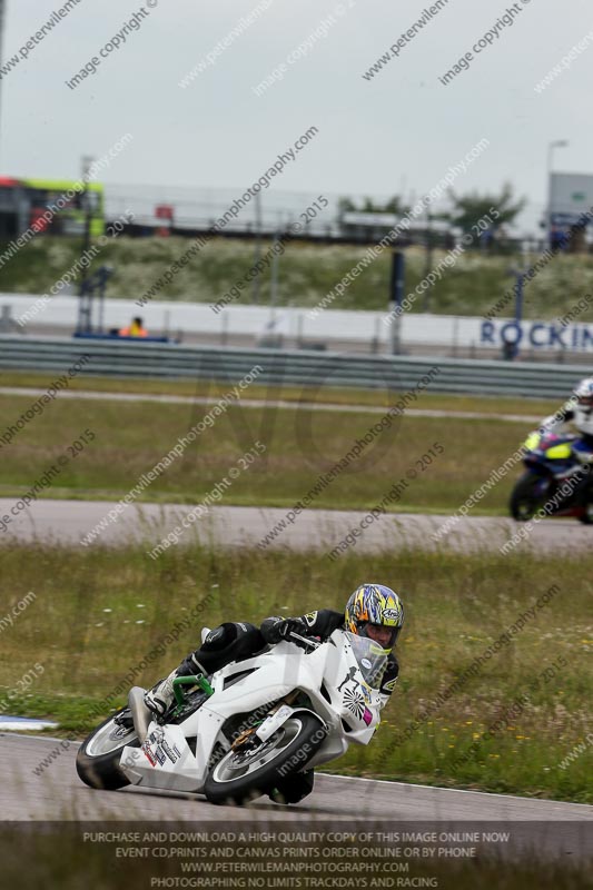 Rockingham no limits trackday;enduro digital images;event digital images;eventdigitalimages;no limits trackdays;peter wileman photography;racing digital images;rockingham raceway northamptonshire;rockingham trackday photographs;trackday digital images;trackday photos