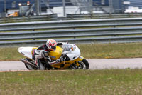 Rockingham-no-limits-trackday;enduro-digital-images;event-digital-images;eventdigitalimages;no-limits-trackdays;peter-wileman-photography;racing-digital-images;rockingham-raceway-northamptonshire;rockingham-trackday-photographs;trackday-digital-images;trackday-photos