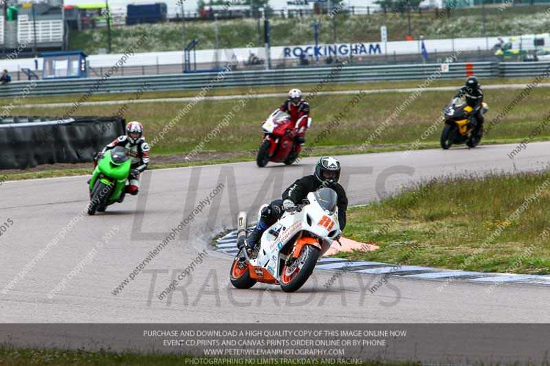 Rockingham no limits trackday;enduro digital images;event digital images;eventdigitalimages;no limits trackdays;peter wileman photography;racing digital images;rockingham raceway northamptonshire;rockingham trackday photographs;trackday digital images;trackday photos