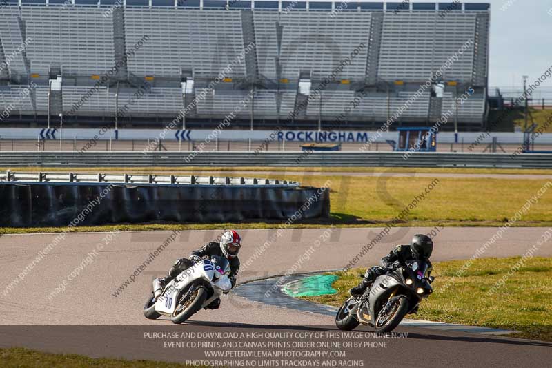 Rockingham no limits trackday;enduro digital images;event digital images;eventdigitalimages;no limits trackdays;peter wileman photography;racing digital images;rockingham raceway northamptonshire;rockingham trackday photographs;trackday digital images;trackday photos