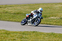 Rockingham-no-limits-trackday;enduro-digital-images;event-digital-images;eventdigitalimages;no-limits-trackdays;peter-wileman-photography;racing-digital-images;rockingham-raceway-northamptonshire;rockingham-trackday-photographs;trackday-digital-images;trackday-photos