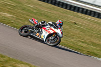 Rockingham-no-limits-trackday;enduro-digital-images;event-digital-images;eventdigitalimages;no-limits-trackdays;peter-wileman-photography;racing-digital-images;rockingham-raceway-northamptonshire;rockingham-trackday-photographs;trackday-digital-images;trackday-photos