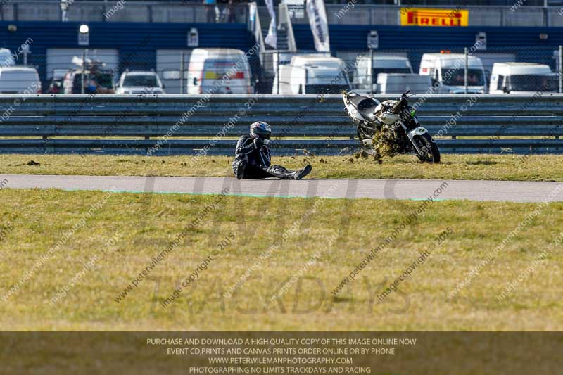 Rockingham no limits trackday;enduro digital images;event digital images;eventdigitalimages;no limits trackdays;peter wileman photography;racing digital images;rockingham raceway northamptonshire;rockingham trackday photographs;trackday digital images;trackday photos