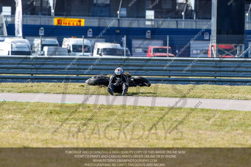 Rockingham no limits trackday;enduro digital images;event digital images;eventdigitalimages;no limits trackdays;peter wileman photography;racing digital images;rockingham raceway northamptonshire;rockingham trackday photographs;trackday digital images;trackday photos