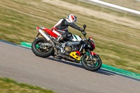 Rockingham-no-limits-trackday;enduro-digital-images;event-digital-images;eventdigitalimages;no-limits-trackdays;peter-wileman-photography;racing-digital-images;rockingham-raceway-northamptonshire;rockingham-trackday-photographs;trackday-digital-images;trackday-photos