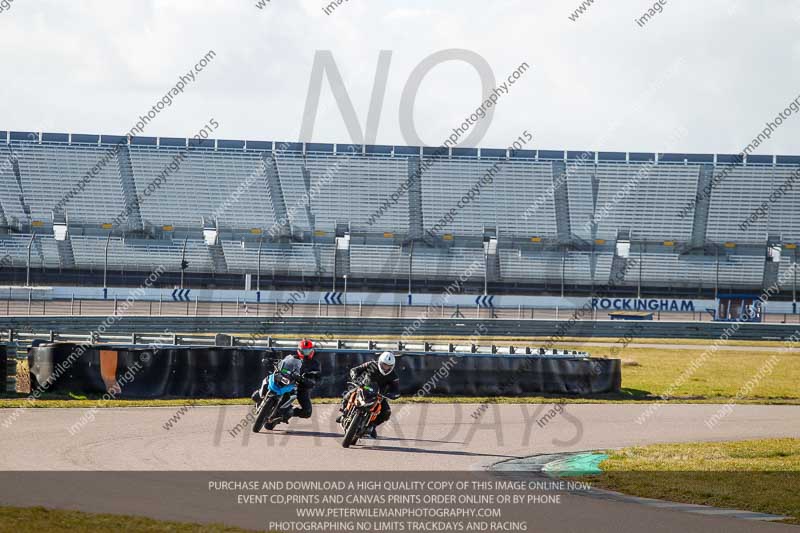 Rockingham no limits trackday;enduro digital images;event digital images;eventdigitalimages;no limits trackdays;peter wileman photography;racing digital images;rockingham raceway northamptonshire;rockingham trackday photographs;trackday digital images;trackday photos