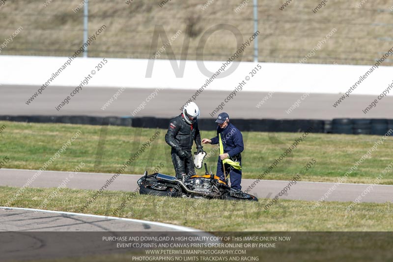 Rockingham no limits trackday;enduro digital images;event digital images;eventdigitalimages;no limits trackdays;peter wileman photography;racing digital images;rockingham raceway northamptonshire;rockingham trackday photographs;trackday digital images;trackday photos