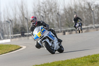 donington-no-limits-trackday;donington-park-photographs;donington-trackday-photographs;no-limits-trackdays;peter-wileman-photography;trackday-digital-images;trackday-photos