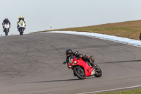 donington-no-limits-trackday;donington-park-photographs;donington-trackday-photographs;no-limits-trackdays;peter-wileman-photography;trackday-digital-images;trackday-photos