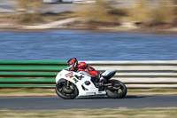 enduro-digital-images;event-digital-images;eventdigitalimages;mallory-park;mallory-park-photographs;mallory-park-trackday;mallory-park-trackday-photographs;no-limits-trackdays;peter-wileman-photography;racing-digital-images;trackday-digital-images;trackday-photos