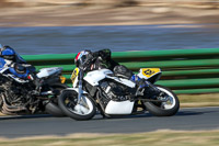 enduro-digital-images;event-digital-images;eventdigitalimages;mallory-park;mallory-park-photographs;mallory-park-trackday;mallory-park-trackday-photographs;no-limits-trackdays;peter-wileman-photography;racing-digital-images;trackday-digital-images;trackday-photos