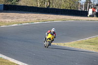 enduro-digital-images;event-digital-images;eventdigitalimages;mallory-park;mallory-park-photographs;mallory-park-trackday;mallory-park-trackday-photographs;no-limits-trackdays;peter-wileman-photography;racing-digital-images;trackday-digital-images;trackday-photos