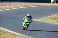 enduro-digital-images;event-digital-images;eventdigitalimages;mallory-park;mallory-park-photographs;mallory-park-trackday;mallory-park-trackday-photographs;no-limits-trackdays;peter-wileman-photography;racing-digital-images;trackday-digital-images;trackday-photos