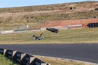 enduro-digital-images;event-digital-images;eventdigitalimages;mallory-park;mallory-park-photographs;mallory-park-trackday;mallory-park-trackday-photographs;no-limits-trackdays;peter-wileman-photography;racing-digital-images;trackday-digital-images;trackday-photos