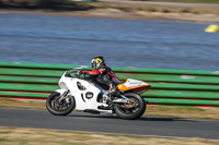 enduro-digital-images;event-digital-images;eventdigitalimages;mallory-park;mallory-park-photographs;mallory-park-trackday;mallory-park-trackday-photographs;no-limits-trackdays;peter-wileman-photography;racing-digital-images;trackday-digital-images;trackday-photos