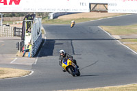 enduro-digital-images;event-digital-images;eventdigitalimages;mallory-park;mallory-park-photographs;mallory-park-trackday;mallory-park-trackday-photographs;no-limits-trackdays;peter-wileman-photography;racing-digital-images;trackday-digital-images;trackday-photos