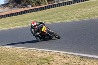 enduro-digital-images;event-digital-images;eventdigitalimages;mallory-park;mallory-park-photographs;mallory-park-trackday;mallory-park-trackday-photographs;no-limits-trackdays;peter-wileman-photography;racing-digital-images;trackday-digital-images;trackday-photos