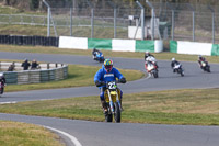 enduro-digital-images;event-digital-images;eventdigitalimages;mallory-park;mallory-park-photographs;mallory-park-trackday;mallory-park-trackday-photographs;no-limits-trackdays;peter-wileman-photography;racing-digital-images;trackday-digital-images;trackday-photos