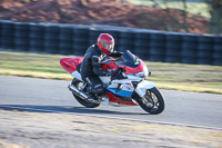 enduro-digital-images;event-digital-images;eventdigitalimages;mallory-park;mallory-park-photographs;mallory-park-trackday;mallory-park-trackday-photographs;no-limits-trackdays;peter-wileman-photography;racing-digital-images;trackday-digital-images;trackday-photos