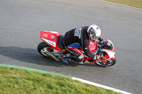 enduro-digital-images;event-digital-images;eventdigitalimages;mallory-park;mallory-park-photographs;mallory-park-trackday;mallory-park-trackday-photographs;no-limits-trackdays;peter-wileman-photography;racing-digital-images;trackday-digital-images;trackday-photos