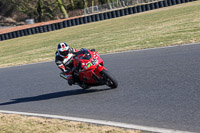 enduro-digital-images;event-digital-images;eventdigitalimages;mallory-park;mallory-park-photographs;mallory-park-trackday;mallory-park-trackday-photographs;no-limits-trackdays;peter-wileman-photography;racing-digital-images;trackday-digital-images;trackday-photos