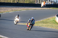 enduro-digital-images;event-digital-images;eventdigitalimages;mallory-park;mallory-park-photographs;mallory-park-trackday;mallory-park-trackday-photographs;no-limits-trackdays;peter-wileman-photography;racing-digital-images;trackday-digital-images;trackday-photos