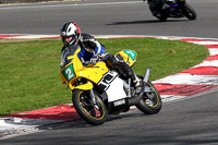 brands-hatch-photographs;brands-no-limits-trackday;cadwell-trackday-photographs;enduro-digital-images;event-digital-images;eventdigitalimages;no-limits-trackdays;peter-wileman-photography;racing-digital-images;trackday-digital-images;trackday-photos