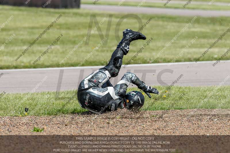 Rockingham no limits trackday;enduro digital images;event digital images;eventdigitalimages;no limits trackdays;peter wileman photography;racing digital images;rockingham raceway northamptonshire;rockingham trackday photographs;trackday digital images;trackday photos