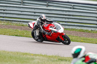 Rockingham-no-limits-trackday;enduro-digital-images;event-digital-images;eventdigitalimages;no-limits-trackdays;peter-wileman-photography;racing-digital-images;rockingham-raceway-northamptonshire;rockingham-trackday-photographs;trackday-digital-images;trackday-photos