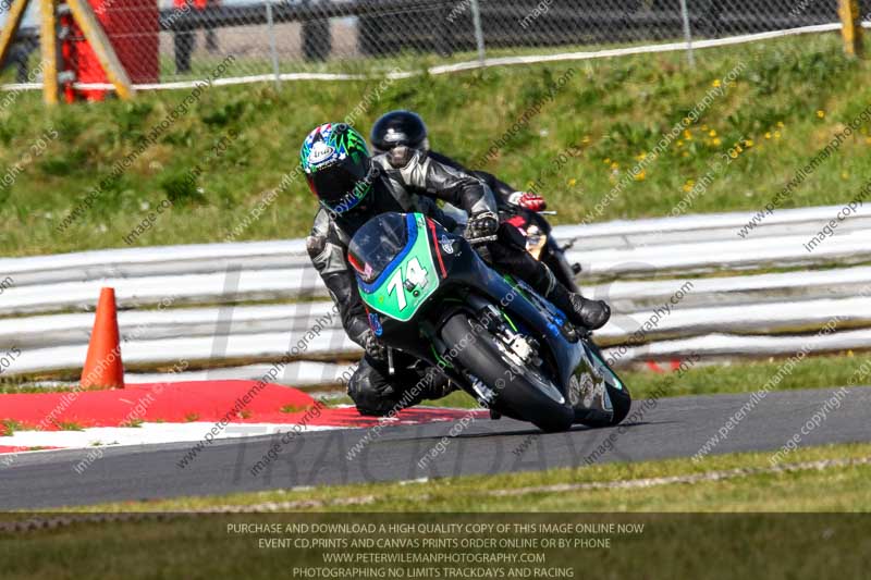 enduro digital images;event digital images;eventdigitalimages;no limits trackdays;peter wileman photography;racing digital images;snetterton;snetterton no limits trackday;snetterton photographs;snetterton trackday photographs;trackday digital images;trackday photos