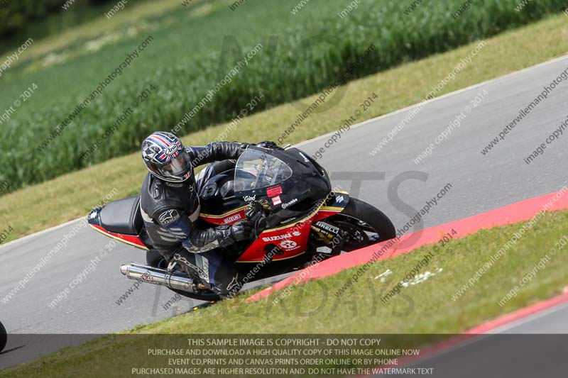 enduro digital images;event digital images;eventdigitalimages;no limits trackdays;peter wileman photography;racing digital images;snetterton;snetterton no limits trackday;snetterton photographs;snetterton trackday photographs;trackday digital images;trackday photos