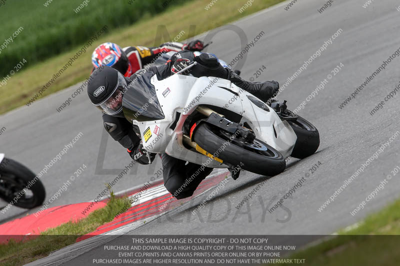 enduro digital images;event digital images;eventdigitalimages;no limits trackdays;peter wileman photography;racing digital images;snetterton;snetterton no limits trackday;snetterton photographs;snetterton trackday photographs;trackday digital images;trackday photos