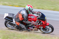 anglesey-no-limits-trackday;anglesey-photographs;anglesey-trackday-photographs;enduro-digital-images;event-digital-images;eventdigitalimages;no-limits-trackdays;peter-wileman-photography;racing-digital-images;trac-mon;trackday-digital-images;trackday-photos;ty-croes