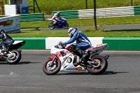 enduro-digital-images;event-digital-images;eventdigitalimages;mallory-park;mallory-park-photographs;mallory-park-trackday;mallory-park-trackday-photographs;no-limits-trackdays;peter-wileman-photography;racing-digital-images;trackday-digital-images;trackday-photos