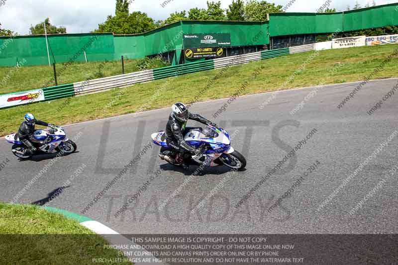 enduro digital images;event digital images;eventdigitalimages;mallory park;mallory park photographs;mallory park trackday;mallory park trackday photographs;no limits trackdays;peter wileman photography;racing digital images;trackday digital images;trackday photos