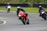 enduro-digital-images;event-digital-images;eventdigitalimages;mallory-park;mallory-park-photographs;mallory-park-trackday;mallory-park-trackday-photographs;no-limits-trackdays;peter-wileman-photography;racing-digital-images;trackday-digital-images;trackday-photos