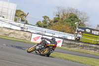 donington-no-limits-trackday;donington-park-photographs;donington-trackday-photographs;no-limits-trackdays;peter-wileman-photography;trackday-digital-images;trackday-photos