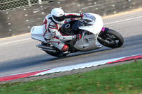 brands-hatch-photographs;brands-no-limits-trackday;cadwell-trackday-photographs;enduro-digital-images;event-digital-images;eventdigitalimages;no-limits-trackdays;peter-wileman-photography;racing-digital-images;trackday-digital-images;trackday-photos