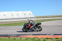 Rockingham-no-limits-trackday;enduro-digital-images;event-digital-images;eventdigitalimages;no-limits-trackdays;peter-wileman-photography;racing-digital-images;rockingham-raceway-northamptonshire;rockingham-trackday-photographs;trackday-digital-images;trackday-photos