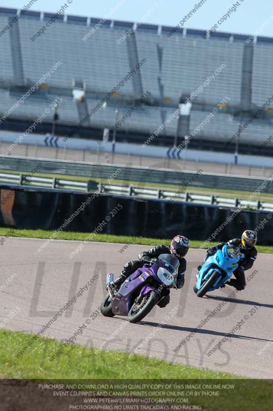 Rockingham no limits trackday;enduro digital images;event digital images;eventdigitalimages;no limits trackdays;peter wileman photography;racing digital images;rockingham raceway northamptonshire;rockingham trackday photographs;trackday digital images;trackday photos