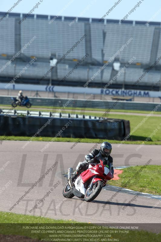 Rockingham no limits trackday;enduro digital images;event digital images;eventdigitalimages;no limits trackdays;peter wileman photography;racing digital images;rockingham raceway northamptonshire;rockingham trackday photographs;trackday digital images;trackday photos