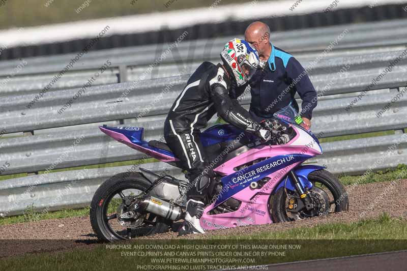 Rockingham no limits trackday;enduro digital images;event digital images;eventdigitalimages;no limits trackdays;peter wileman photography;racing digital images;rockingham raceway northamptonshire;rockingham trackday photographs;trackday digital images;trackday photos