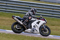 Rockingham-no-limits-trackday;enduro-digital-images;event-digital-images;eventdigitalimages;no-limits-trackdays;peter-wileman-photography;racing-digital-images;rockingham-raceway-northamptonshire;rockingham-trackday-photographs;trackday-digital-images;trackday-photos